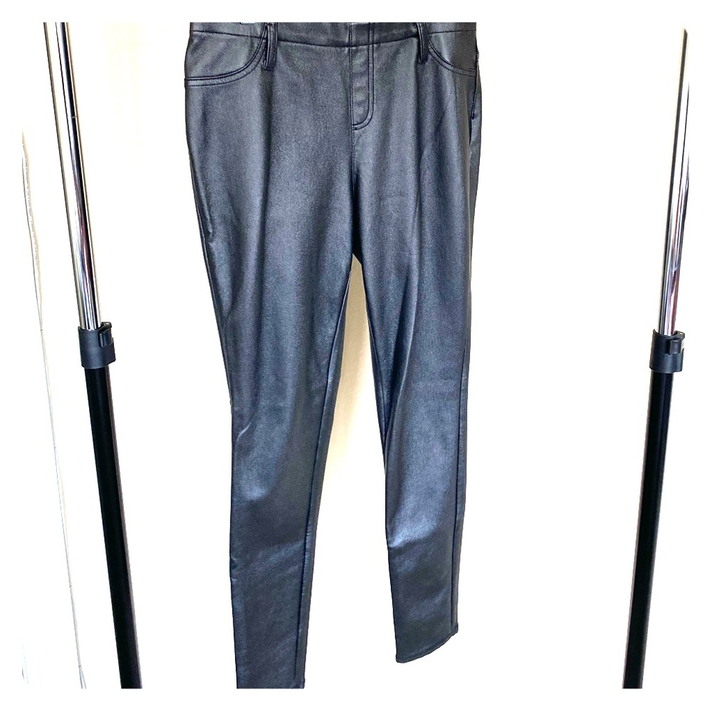 Faux Leather /Wet Look Jeggings Sz M (8-10)